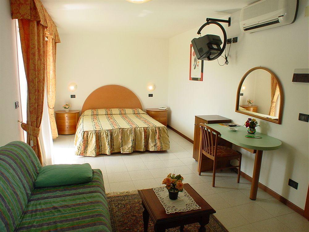 ליגננו סביאדורו Hotel La Pigna מראה חיצוני תמונה